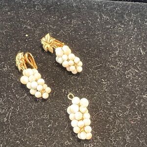 Elegant Gold and Cream Drop Earrings